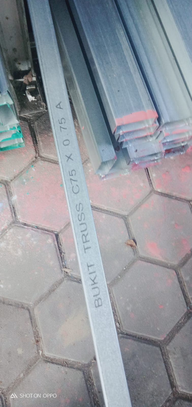 Hollow & Baja Ringan